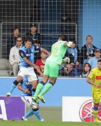 21, 兰斯门将超远距离手抛球助攻破门  