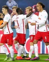  奥格斯堡替补奇兵建功逼平劲旅莱比锡