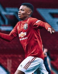  切尔西青春风暴席卷埃弗顿，U23小将包办两球  