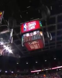  尼斯主场灯光故障，比赛中断十分钟后恢复  