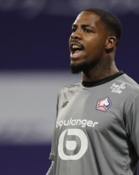 拜仁官宣签下英超天才边锋  